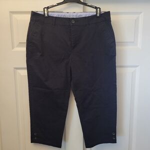 Croft & Barrow Women's Capri Black Size 12